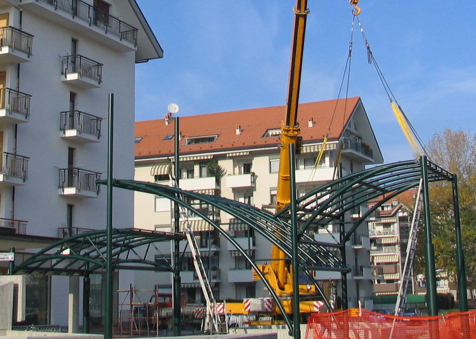 Copertura passaggio Pedonale Zona  Residenziale